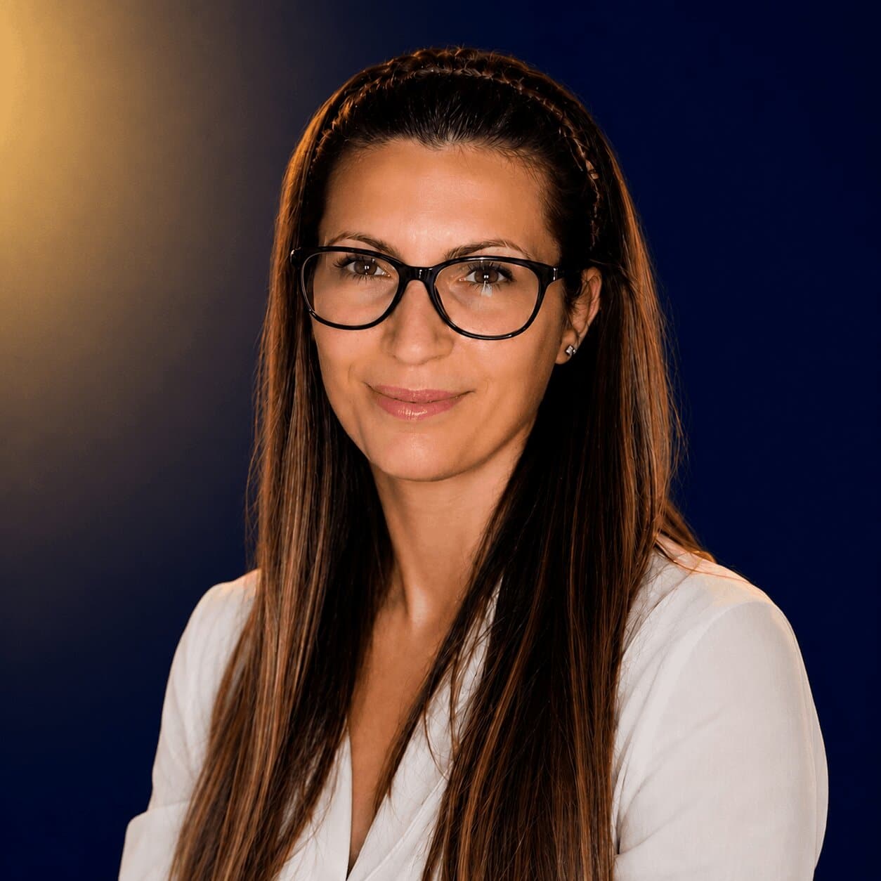Bettina De&aacute;k